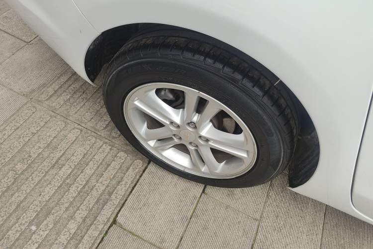 Used Chevrolet Cruze 2015 1.5L Manual Fashion Edition
