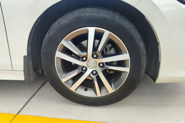 Used Honda Civic 2023 240TURBO CVT Dynamic Edition Right Front Wheel Hub