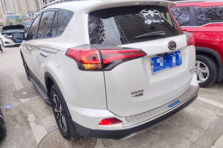 Used Toyota RAV4 2019 2.0L CVT Two-Wheel Drive Pioneer Edition China V Standard
