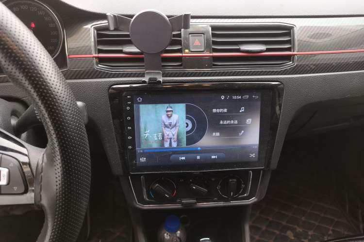 Used Volkswagen Santana 2017 Haval H9 1.6L Automatic Comfort Edition
