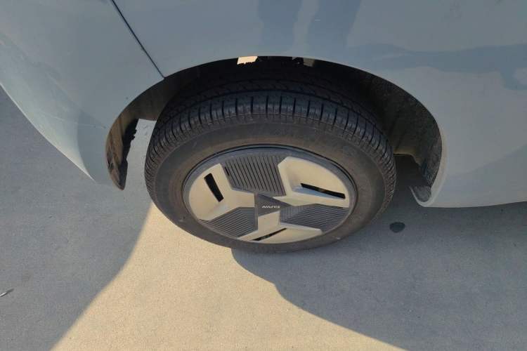 Used BAW Yuanbao 2022 Fun Edition Right Rear Wheel Hub