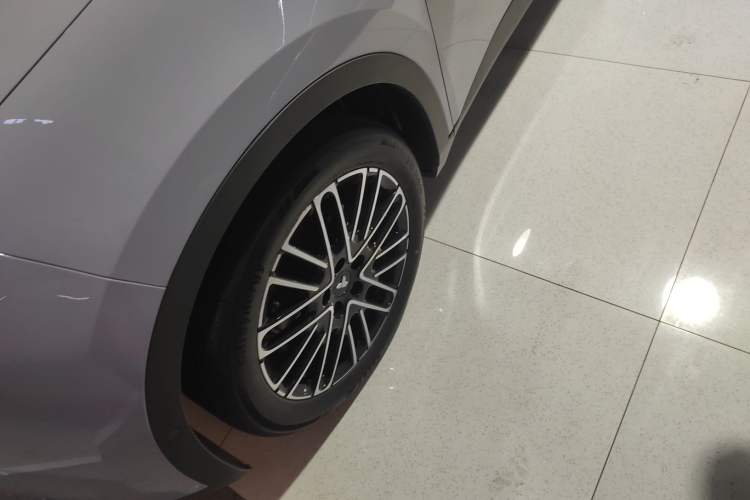 Used firefly firefly 2025 Illuminated Edition