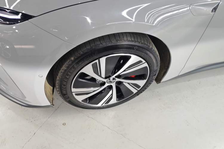 Used Nio ET5 2022 75 kWh Exterior 4