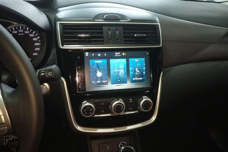 Used Nissan Tiida 2021 1.6L CVT Smart Drive Edition