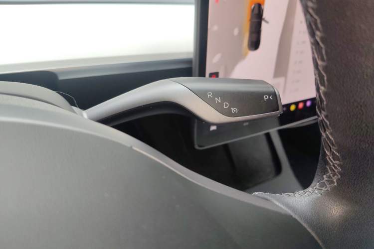 Used Tesla Model 3 2022 Performance High-Performance All-Wheel-Drive Version Gear Lever