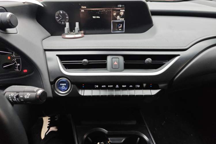 Used Lexus UX 2020 260h Explore & Adventure Edition