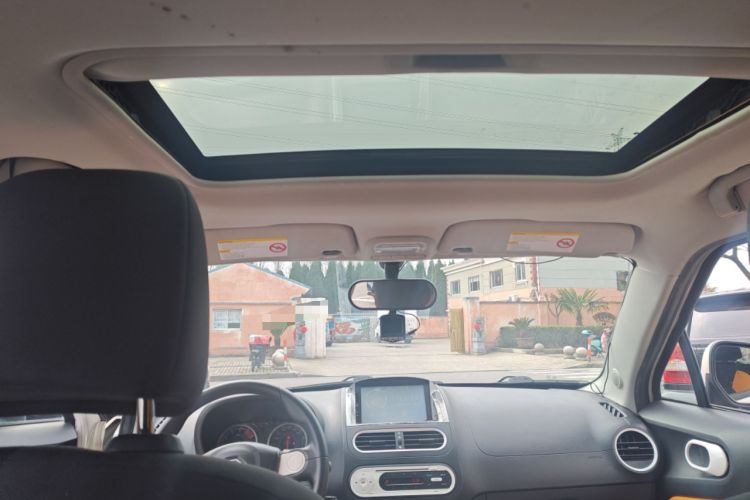 Used MG 3SW 2015 1.5L AMT Elite Model
