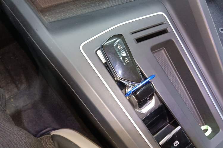 Used Volkswagen Golf 2021 280TSI DSG Pro Vehicle Key