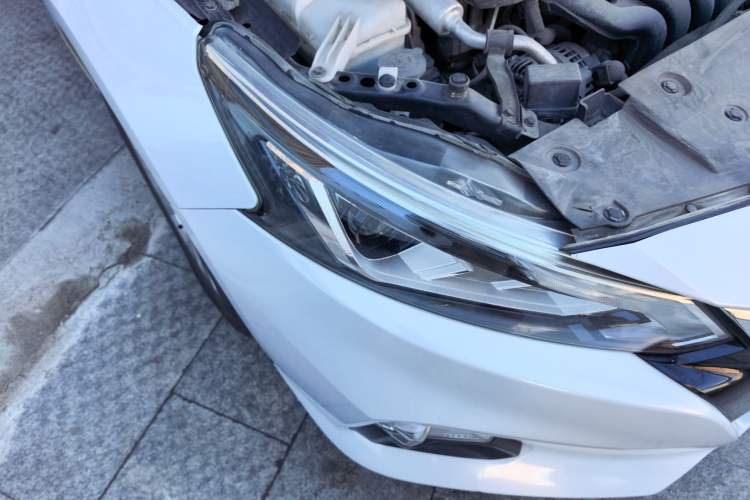 Used Nissan Teana 2019 2.0L XL Comfort Edition Right Front Headlight