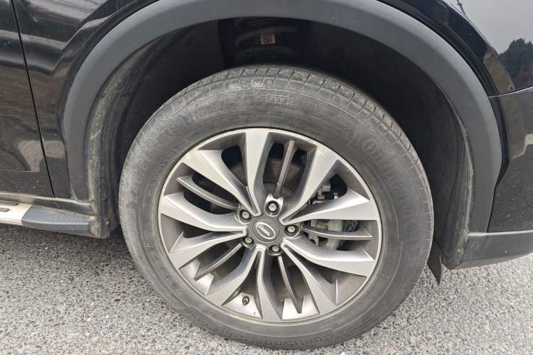 Used GAC Trumpchi GS8 2017 320T Two-Wheel Drive Luxury Smart Connectivity Version (7 Seats)
