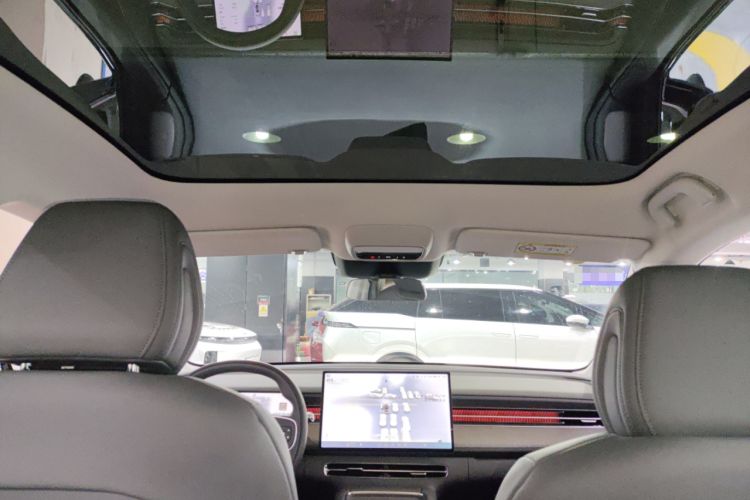 Used XPeng G6 2025 625 Long-Range Max Tech Edition Headliner