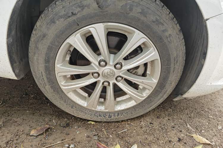 Used Buick GT 2017 15N Manual Entry-Level Trim
