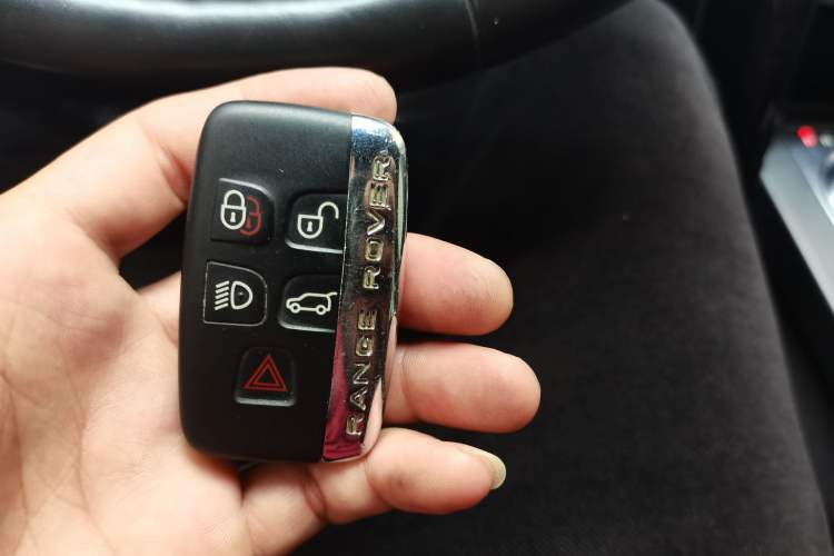 Used Land Rover Discovery 2017 3.0 SC V6 SE