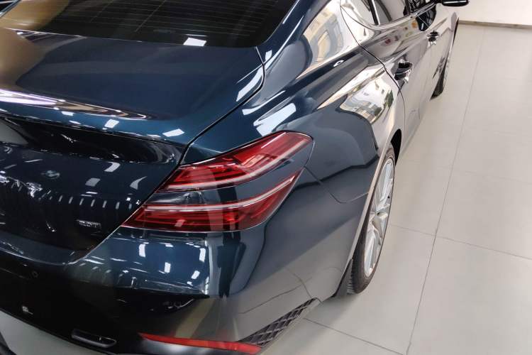 Used Genesis G70 2021 2.0T Rear-Drive Luxury Edition