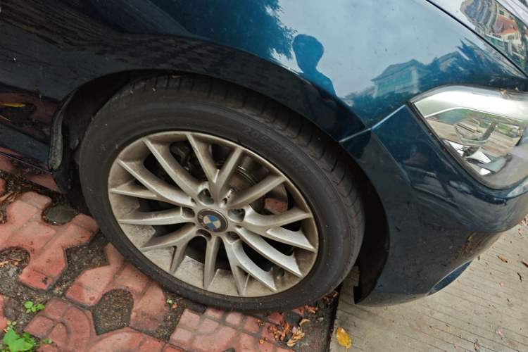 Used BMW 1 Series 2015 120i Leading Model Right Front Wheel Hub