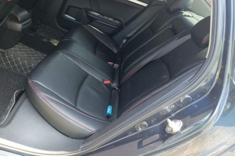 Used Honda Civic 2016 220TURBO CVT Luxury Edition
