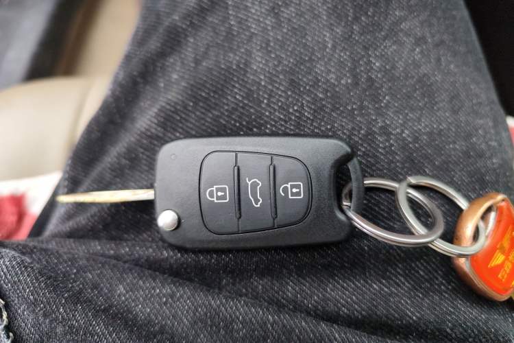 Used Hyundai Celesta 2011 1.6L Automatic Luxury Version
