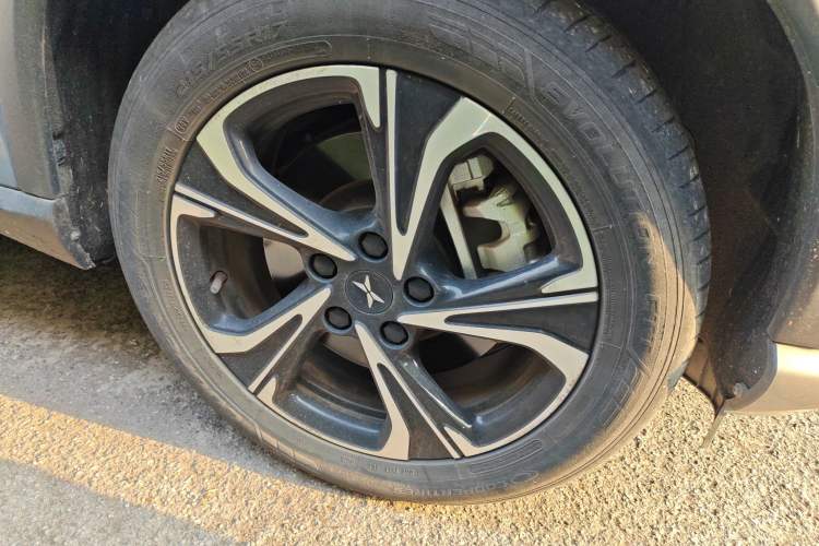 Used XPeng G3 2020 460 Smart Edition Right Front Wheel Hub