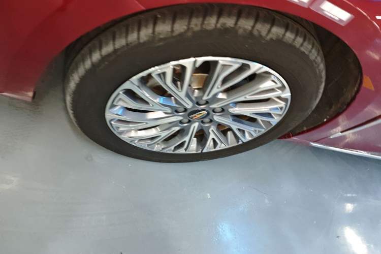 Used Hongqi H5 2023 1.5T HEV Smart Connect Flagship Edition
