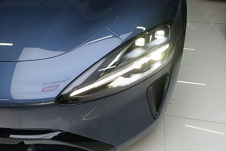 Used Xiaomi Auto SU7 2024 Four-Wheel-Drive Max Founder's Edition Left Front Headlight