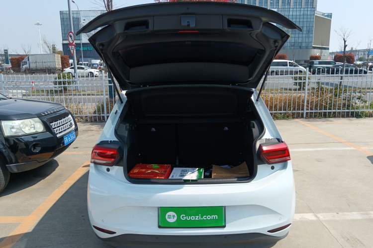 Used Volkswagen ID.3 2023 Upgraded Model Pure Intelligent Enjoyment Version Trunk