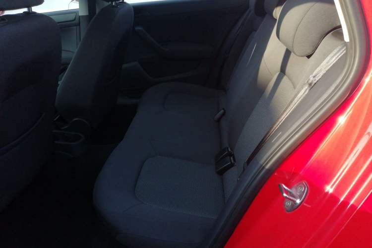 Used Skoda Rapid Spaceback 2016 Revised Version 1.6L Automatic Front-Drive Edition
