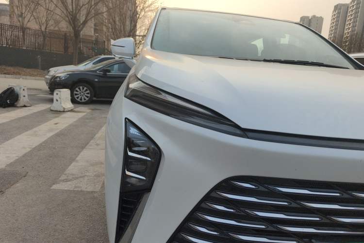 Used Buick GL8 2025 Lu Zun Deluxe Edition