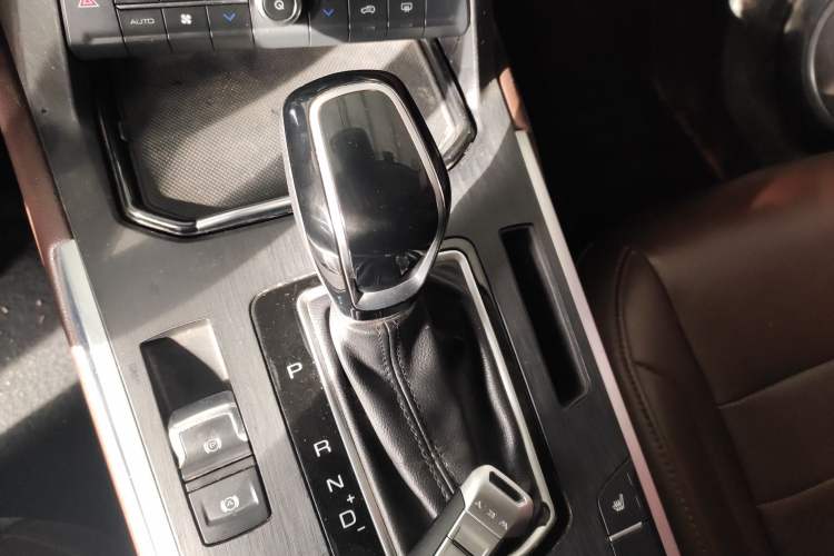 Used Wey VV5 2017 2.0T Ultra-Luxury Version