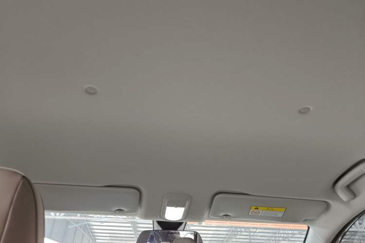 Used Wuling Bingo PLUS 2024 330 km Range Five-Seater Version