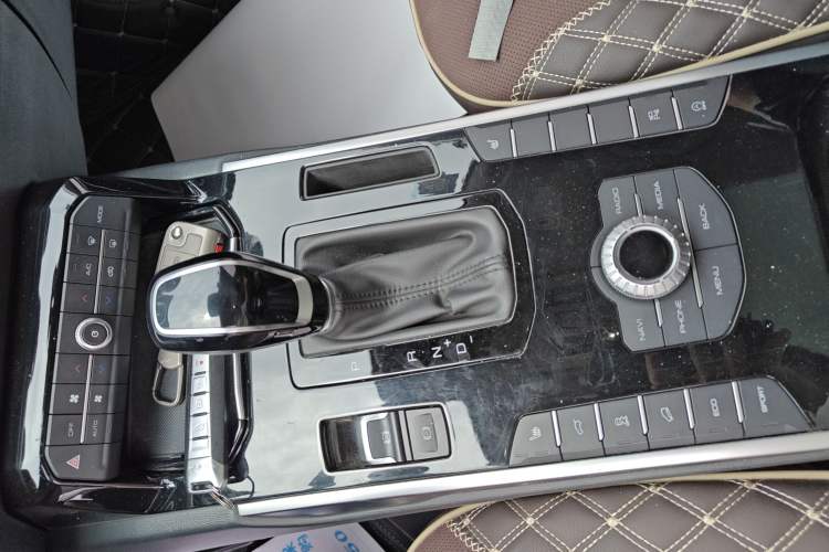 Used Wey VV7 2017 VV7c 2.0T Supreme Model Gear Lever