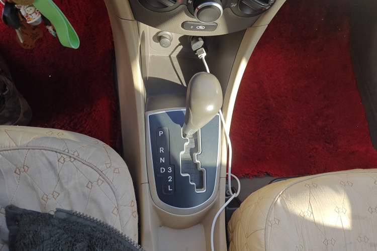 Used Hyundai Verna (older generation) 2010 Sedan 1.4L Automatic Comfort Model GS
