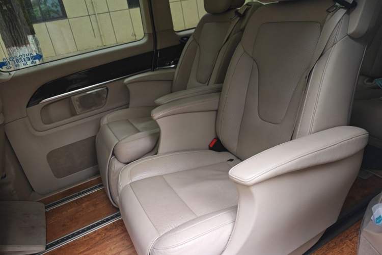 Used Mercedes-Benz V-Class 2016 V 260 L Prestige Extended Edition
