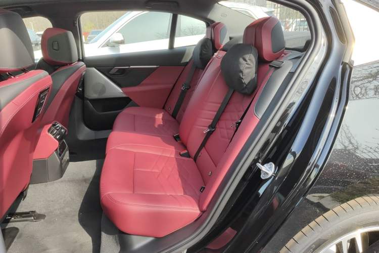 Used BMW 5 Series 2026 Facelift Model 525Li M Sport Package