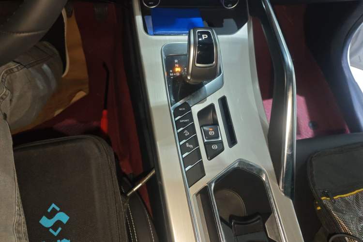 Used Geely Auto Coolray 2019 260T DCT Knight China VI Standard Gear Lever