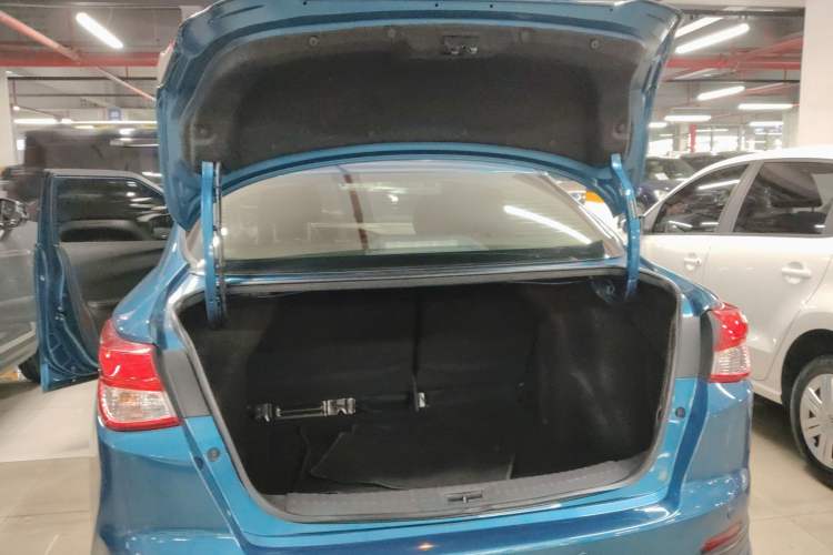 Used Nissan Lannia 2016 1.6L CVT Cool Edition