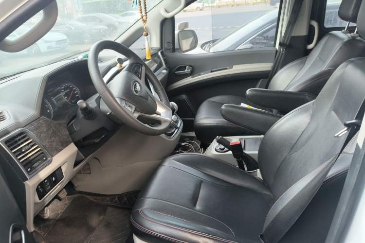 Used JAC Refine M4 2018 1.5T Manual Hybrid Luxury Smart Version