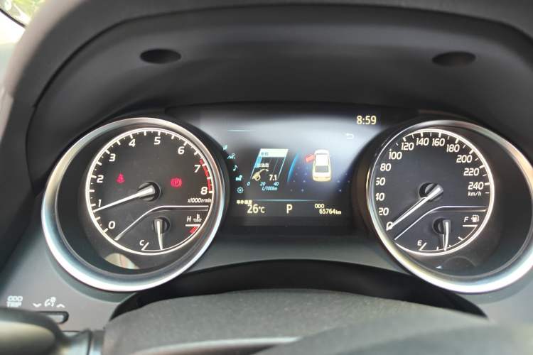 Used Toyota Camry 2019 Revised Version 2.0G Luxury Edition