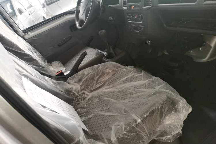 Used Wuling Zhiguang 2023 1.5L Practical Version 5/7 Seats