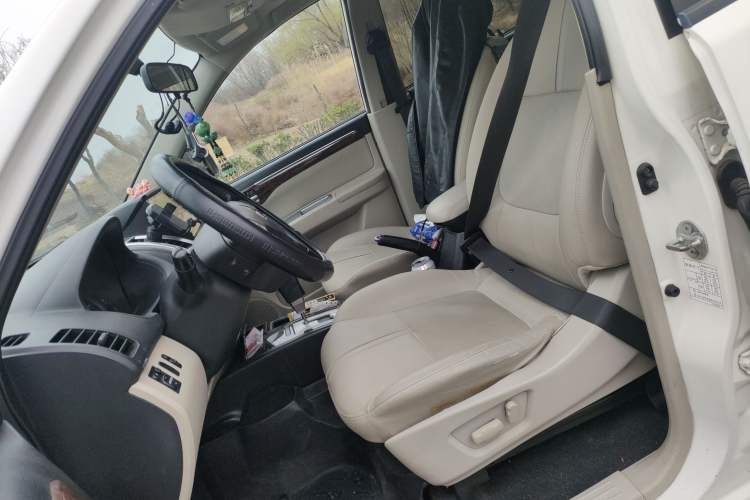 Used Mitsubishi Pajero Sport 2013 3.0L Automatic Two-Wheel Drive Luxury Edition
