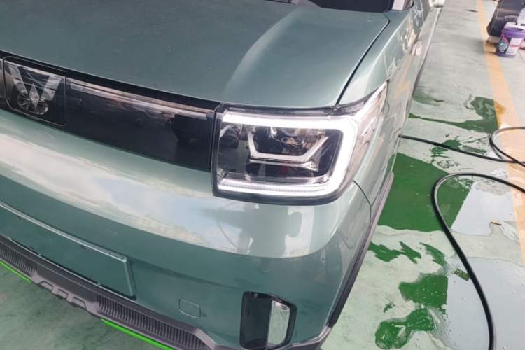 Used Wuling Hongguang MINIEV 2022 GAMEBOY 300km Enthusiast Model with Lithium Iron Phosphate