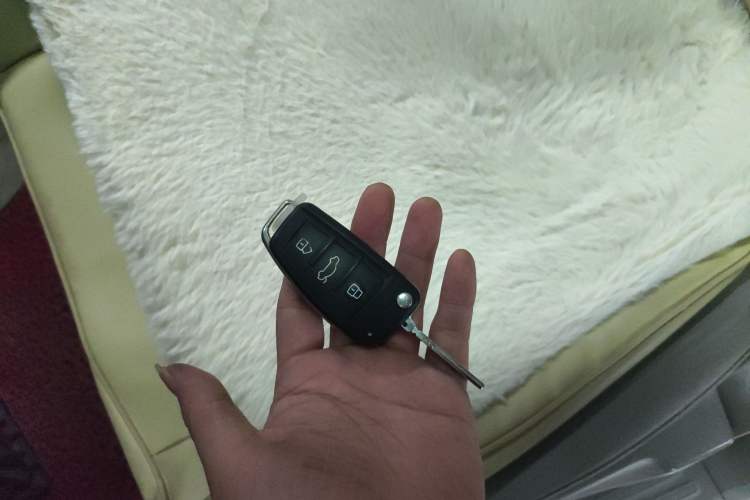 Used Audi A6L 2011 2.0 TFSI Automatic Standard Edition

