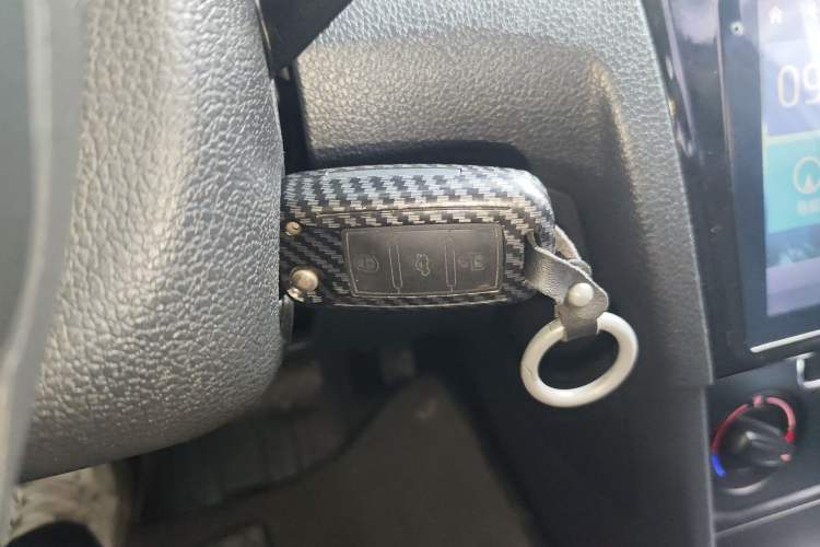 Used Volkswagen Bora 2017 1.6L Automatic Fashion Model