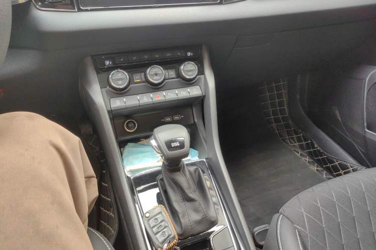 Used Skoda Karoq 2019 TSI280 SmartDrive Luxury Edition China VI standard