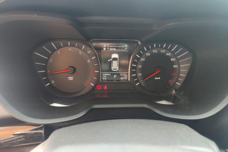 Used GAC Trumpchi GS4 2017 235T G-DCT Two-Wheel Drive Luxury Edition Instrument Cluster