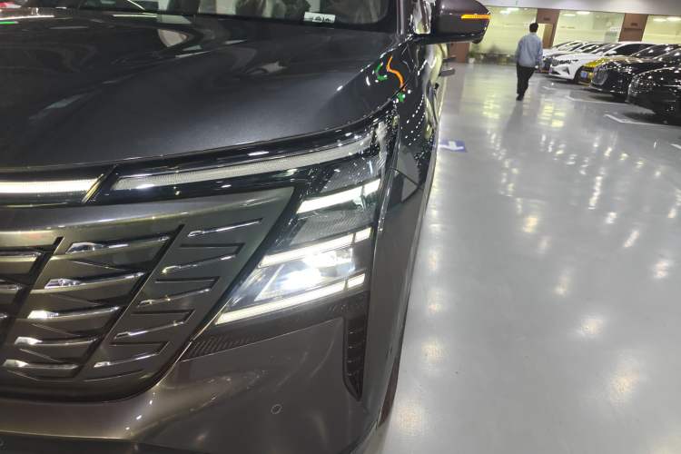 Used CHANGAN CS75 PLUS 2025 4th Generation 1.5T New Blue Whale Smart Flagship Version