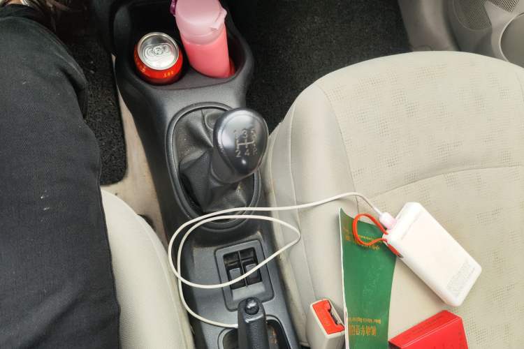 Used Venucia R30 2014 1.2L Manual Enjoyment Edition