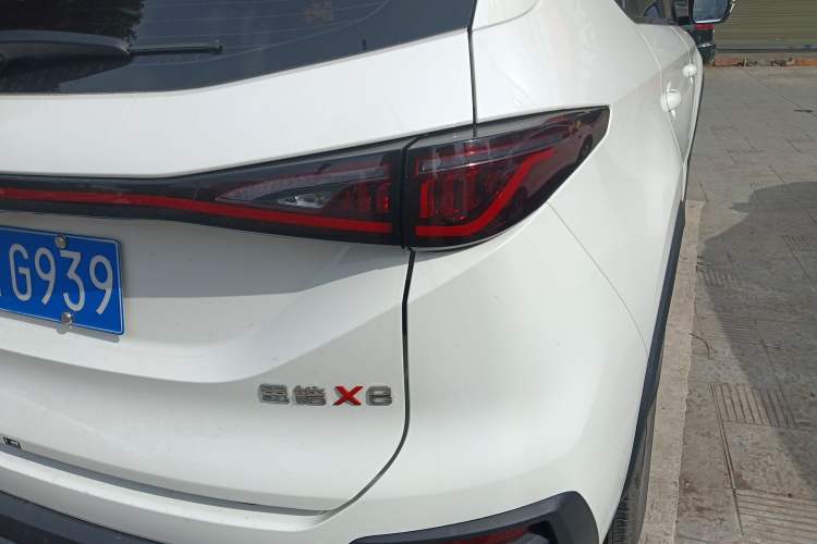 Used SOL X8 2021 300T DCT Leading Smart Connectivity Version 7 Seats
