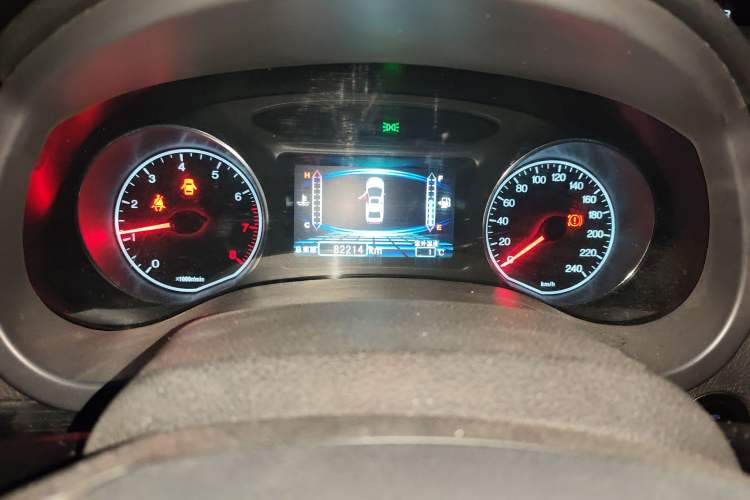 Used BYD Surui 2015 Revised Version 1.5L Manual Luxury Edition