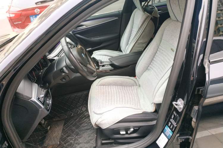 Used BMW 5 Series (Import) 2019 Restyled 525i M Sport Package
