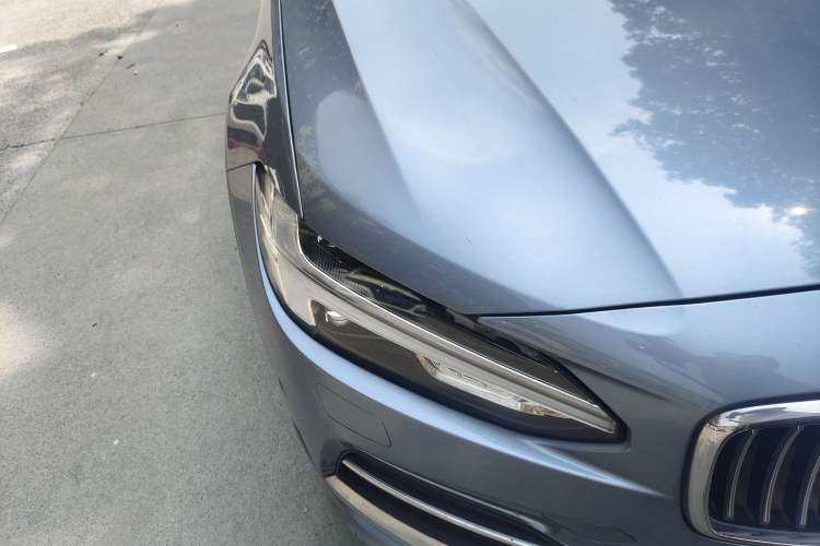 Used Volvo S90 2017 T5 Prestige Edition Right Front Headlight